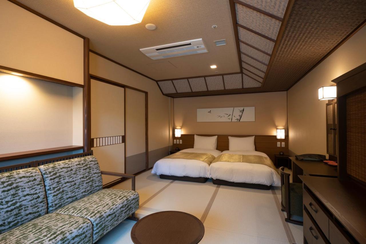 Jozankei Onsen Yurakusoan 传统日式旅馆 4*