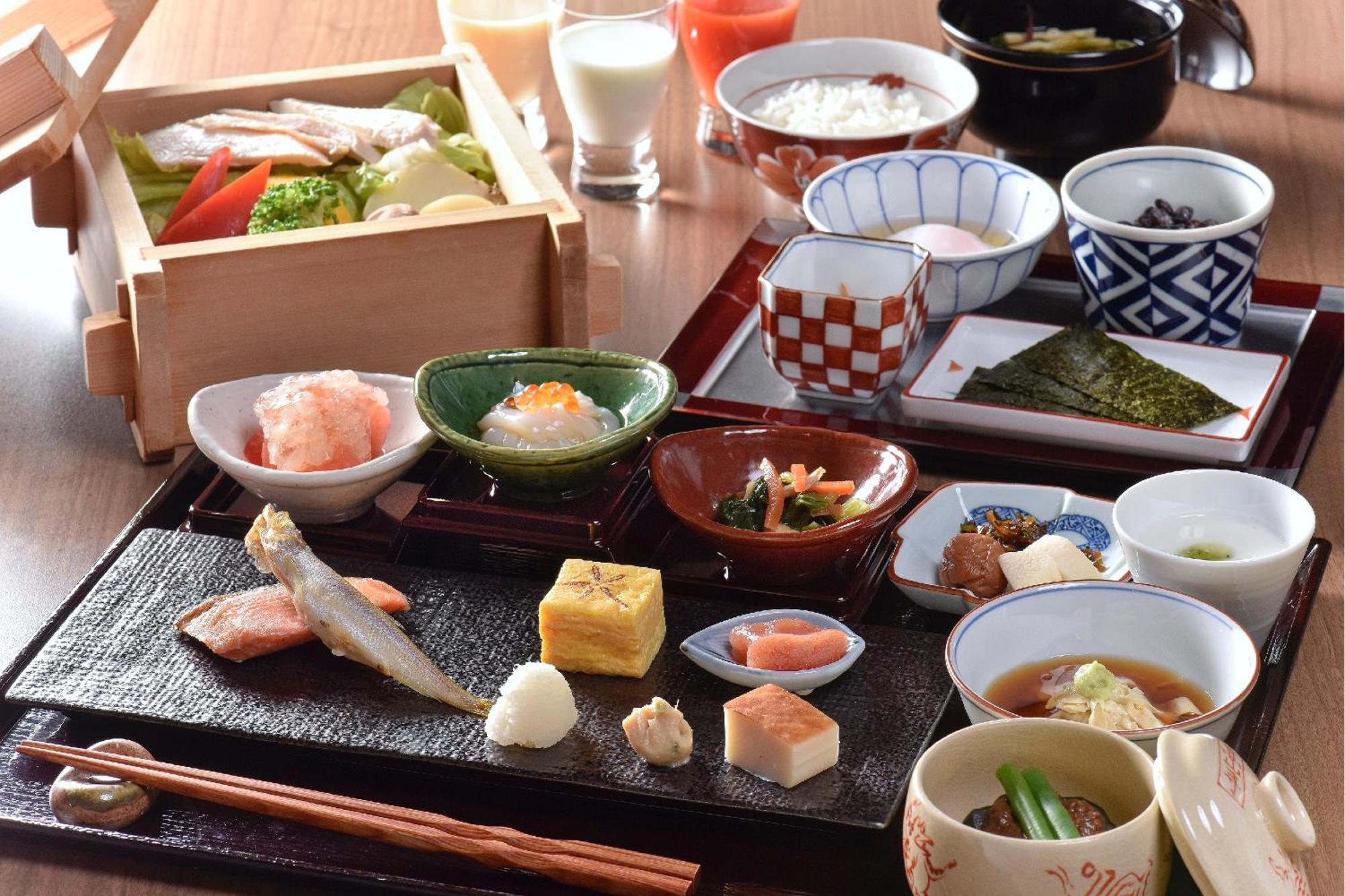 Jozankei Onsen Yurakusoan 传统日式旅馆 4*